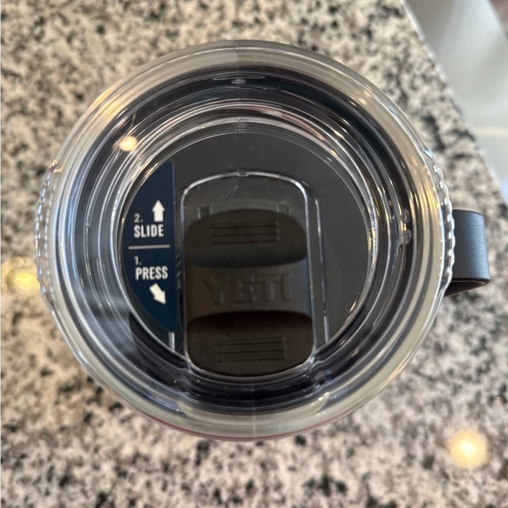 YETI Rambler 30 oz Travel Mug - Picture 4 of 5